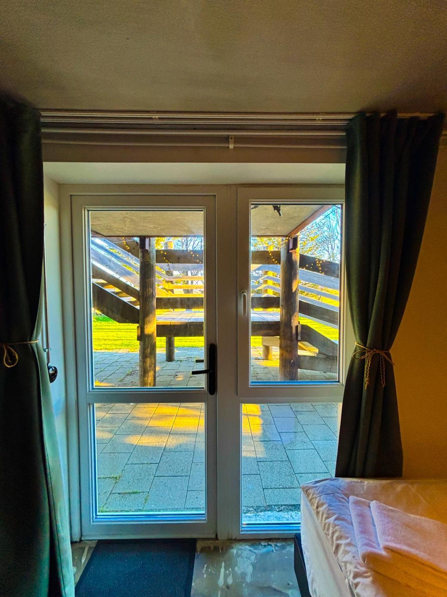 Bru Country Estate Hotel Selfoss Exterior photo