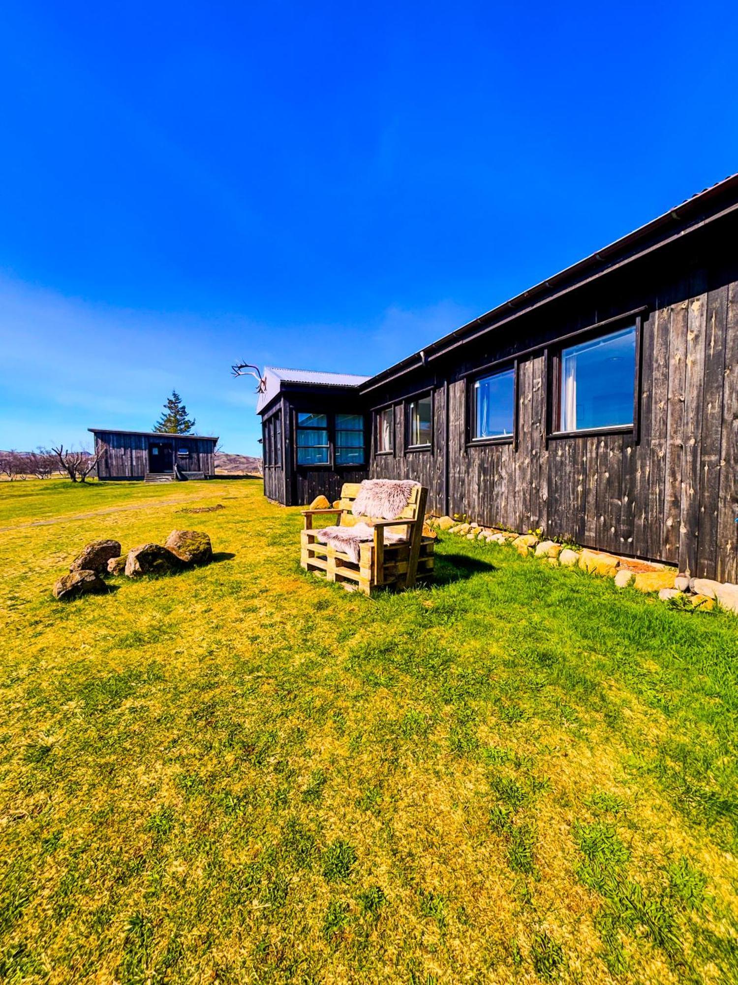 Bru Country Estate Hotel Selfoss Exterior photo