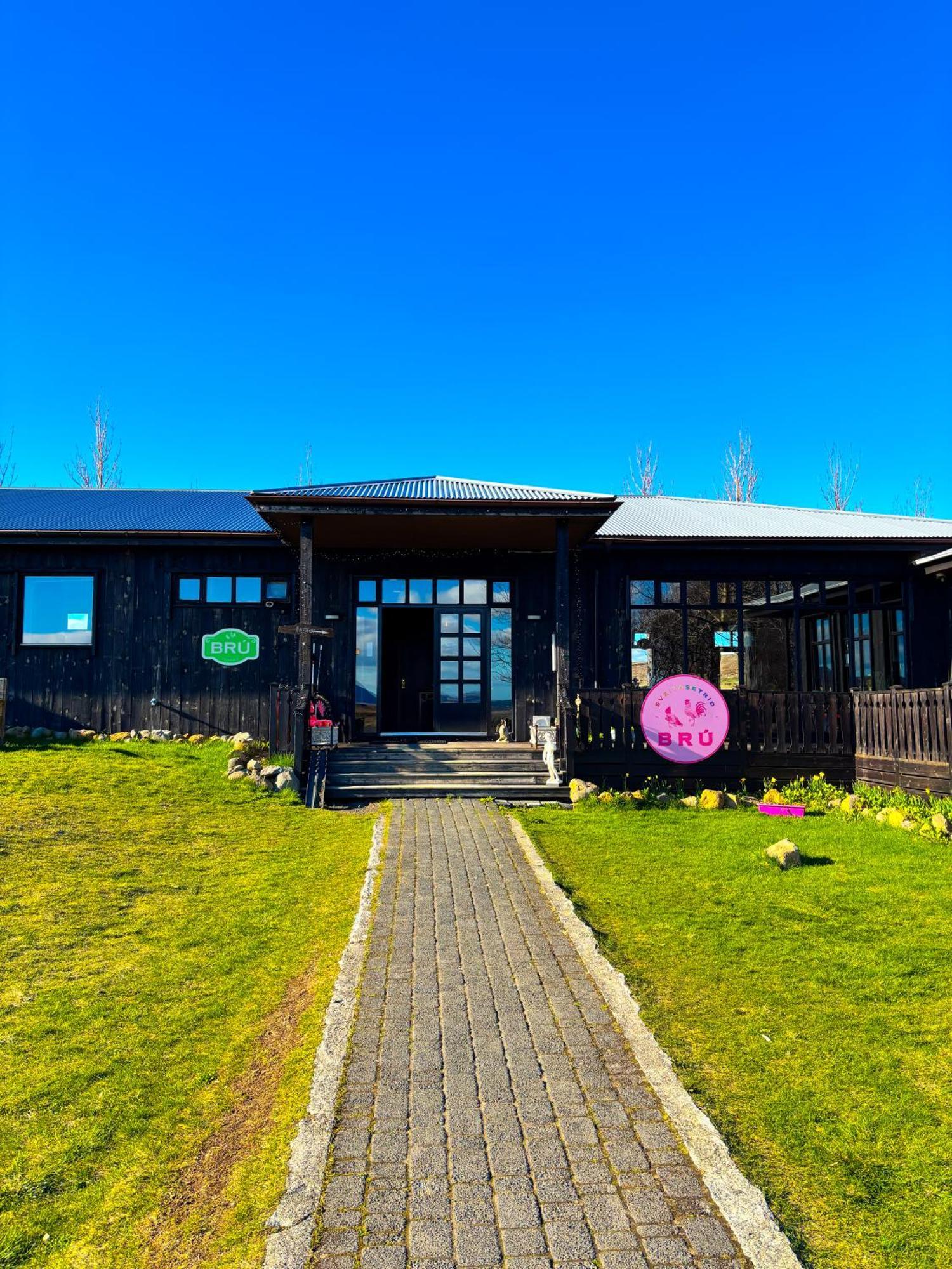 Bru Country Estate Hotel Selfoss Exterior photo