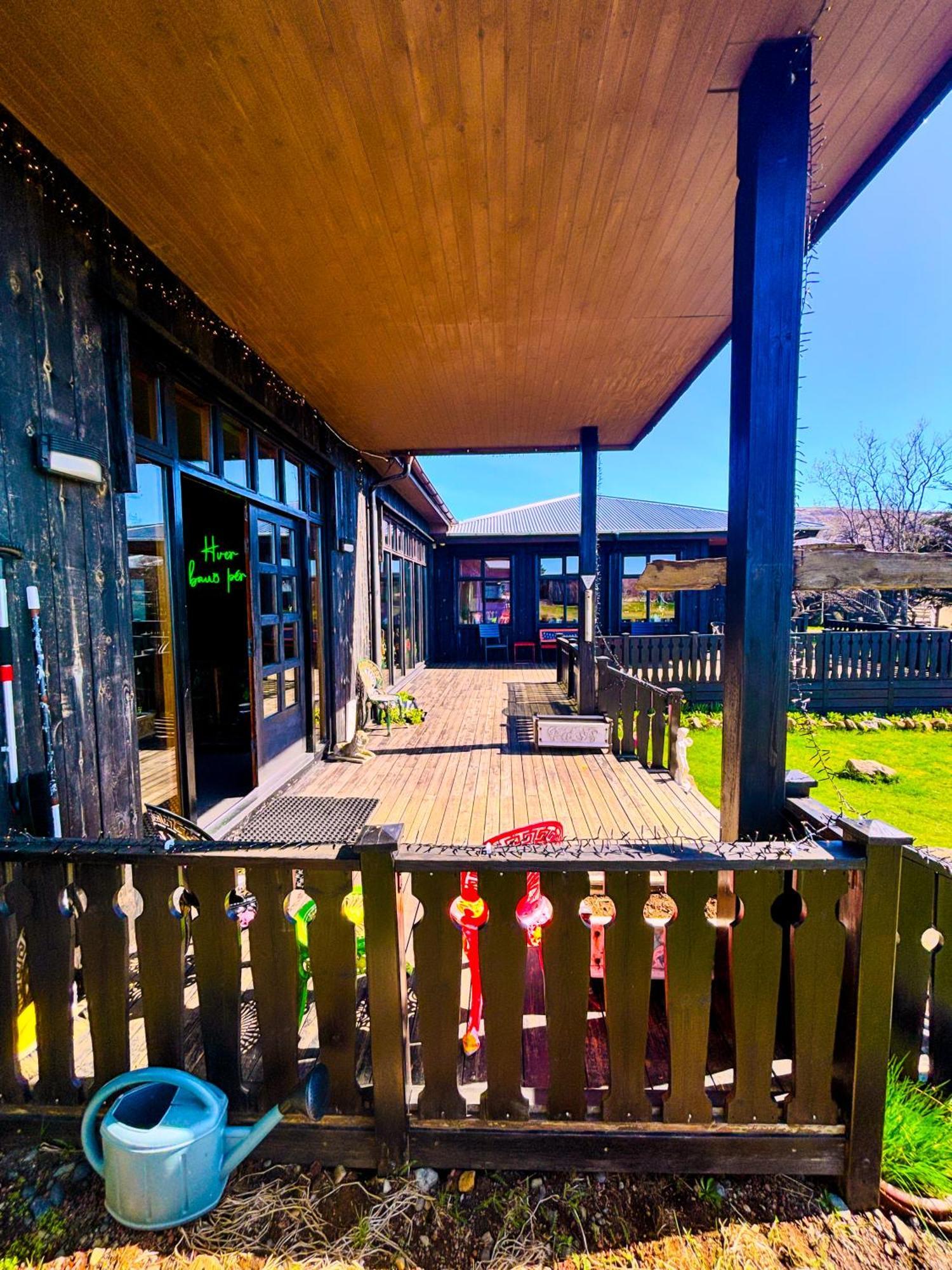 Bru Country Estate Hotel Selfoss Exterior photo