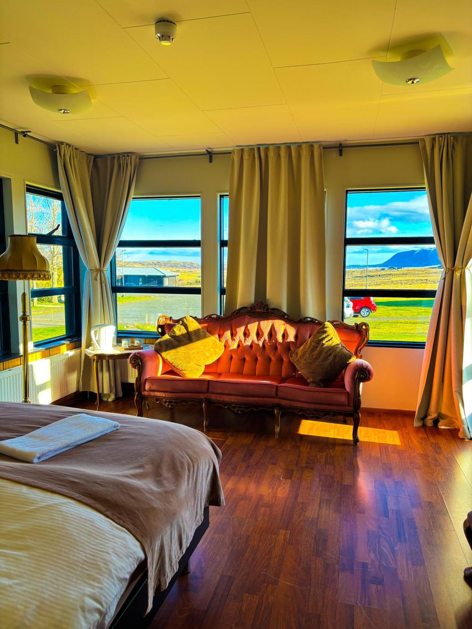 Bru Country Estate Hotel Selfoss Exterior photo