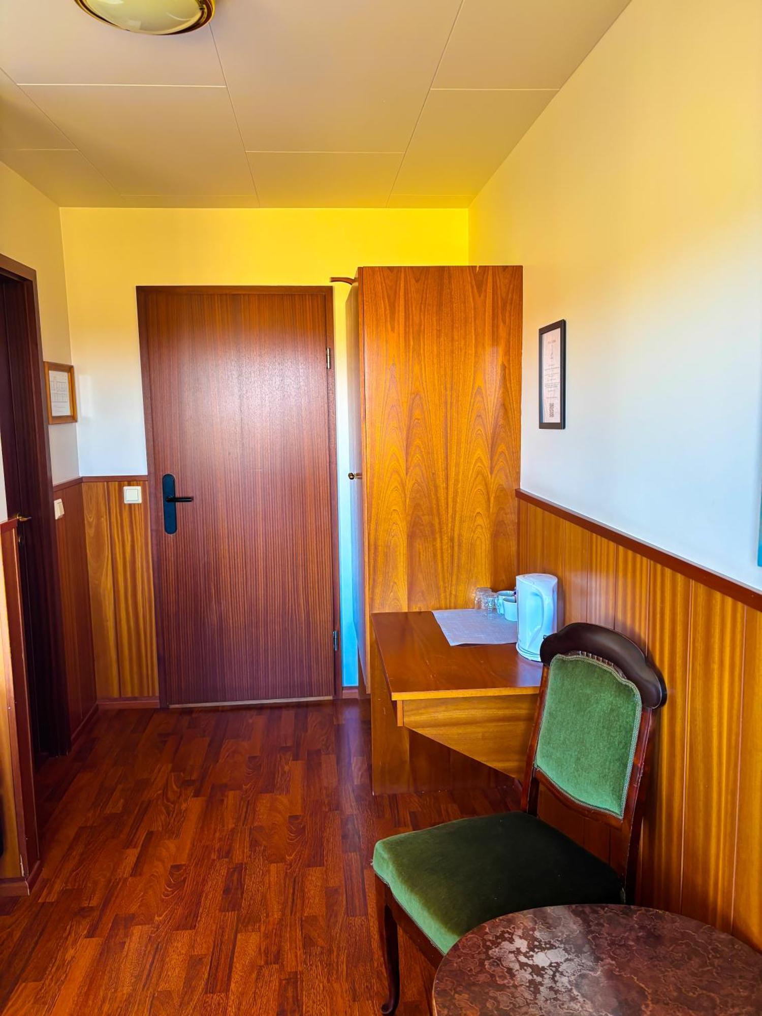 Bru Country Estate Hotel Selfoss Exterior photo