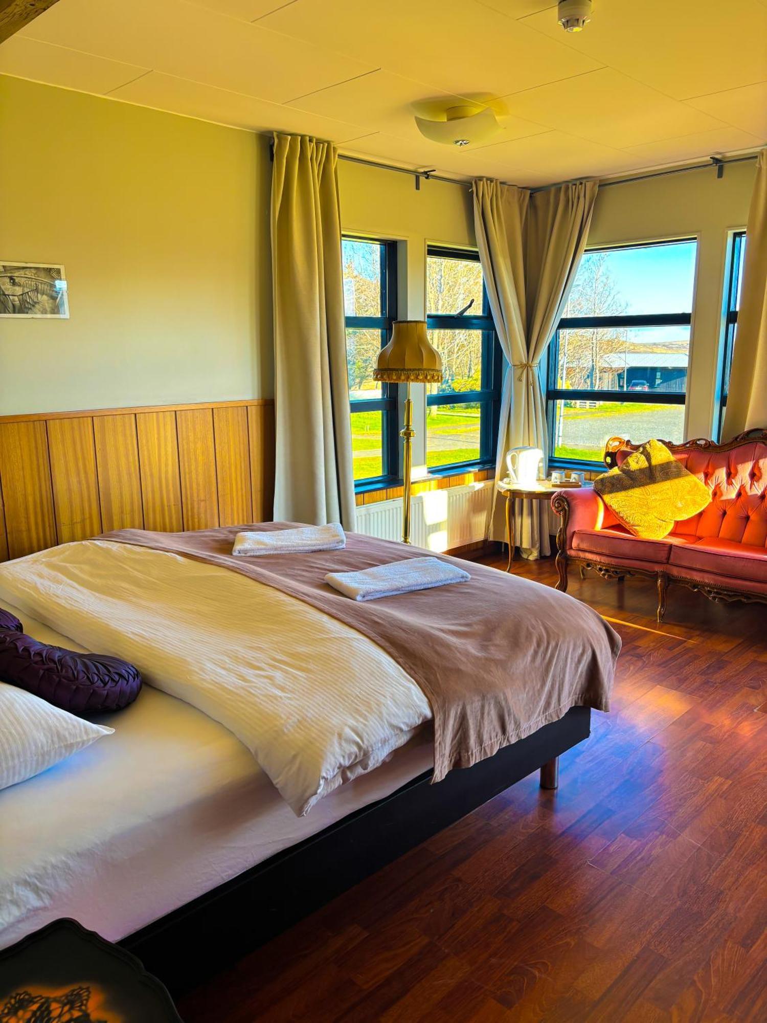 Bru Country Estate Hotel Selfoss Exterior photo