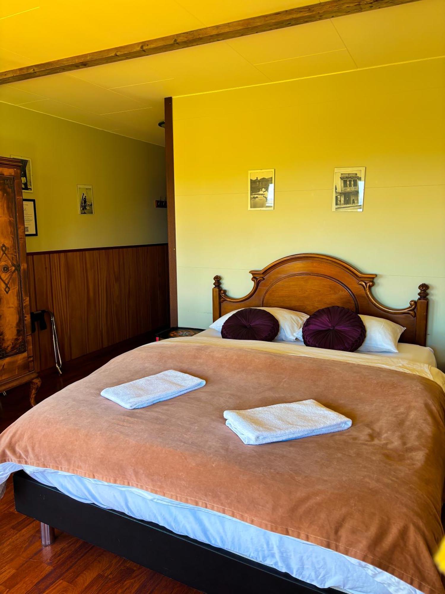 Bru Country Estate Hotel Selfoss Exterior photo