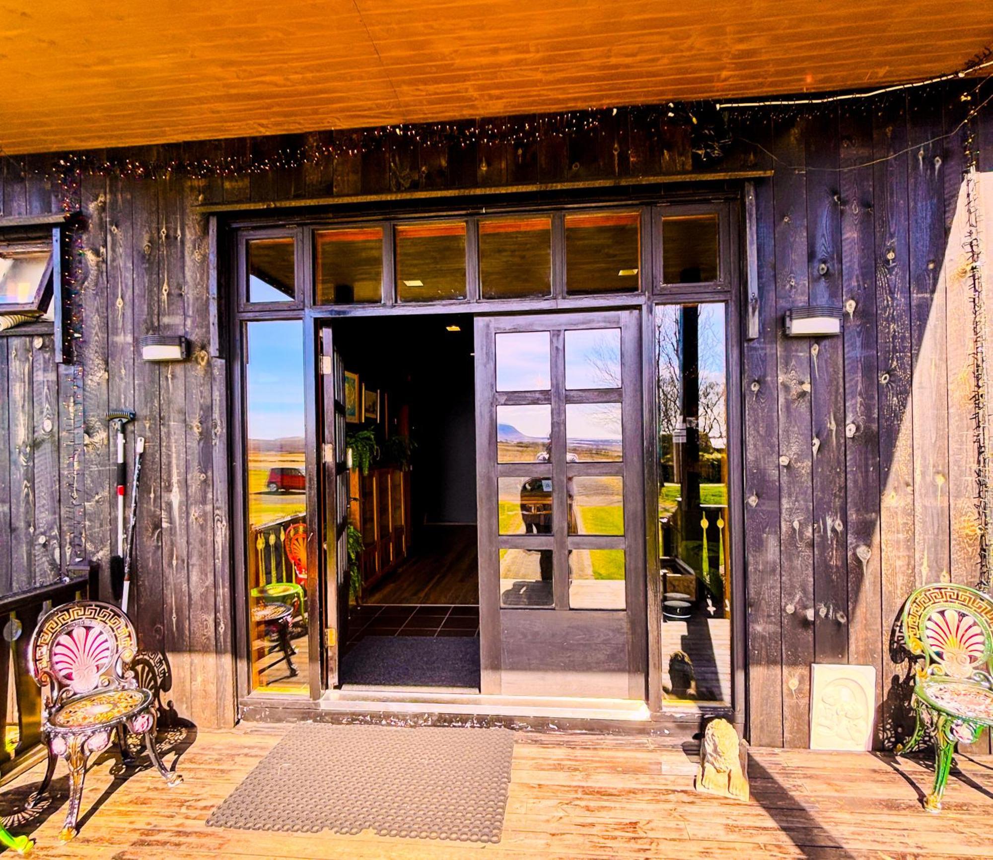 Bru Country Estate Hotel Selfoss Exterior photo